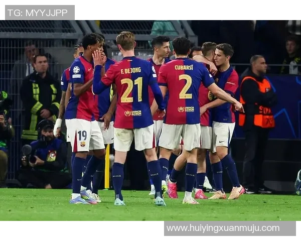 巴塞罗那足球球星的辉煌时刻与绿茵传奇故事解析